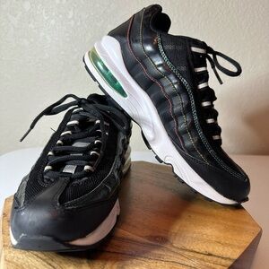 Nike Air Max 95 “windbreaker” youth size 6.5